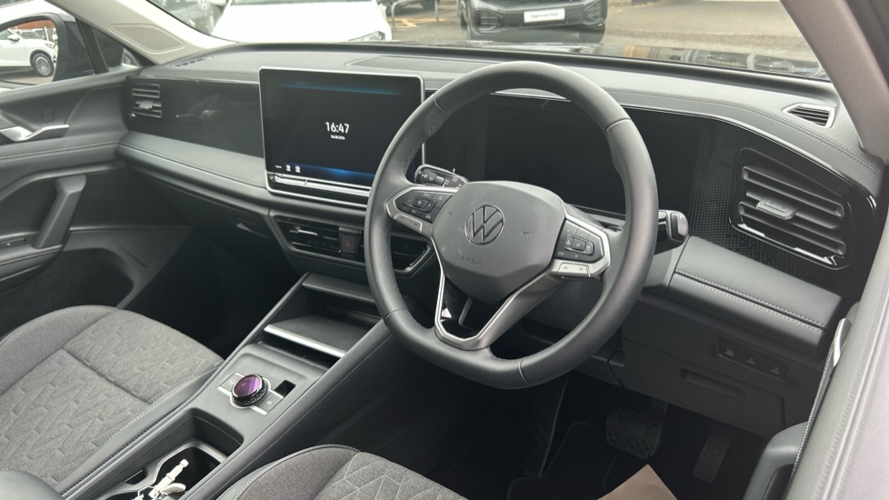 Volkswagen Tiguan 1.5 eTSI Match 5dr DSG Petrol Estate - Image 6