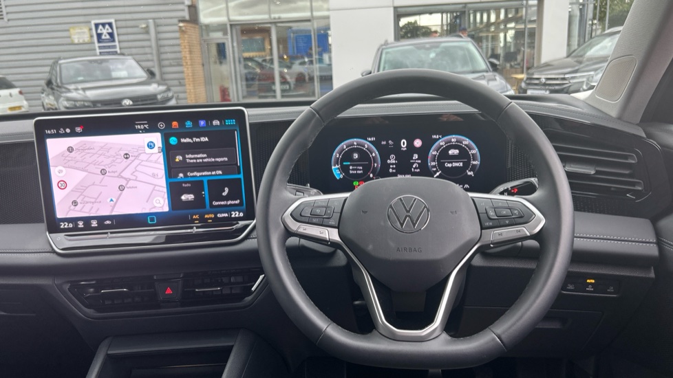 Volkswagen Tiguan 1.5 eTSI Match 5dr DSG Petrol Estate - Image 10