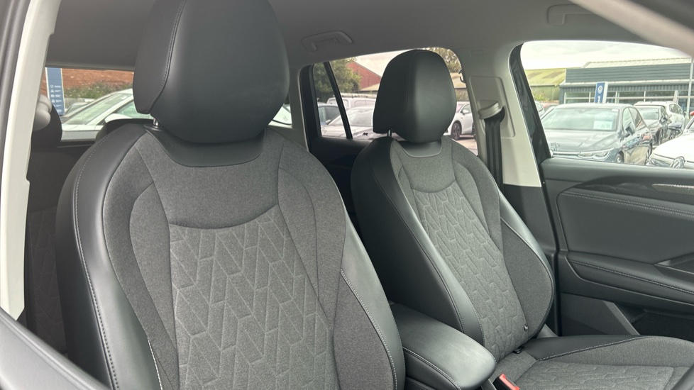 Volkswagen Tiguan 1.5 eTSI Match 5dr DSG Petrol Estate - Image 23
