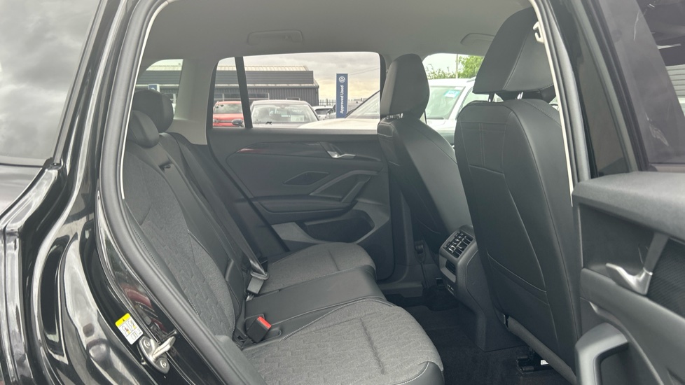 Volkswagen Tiguan 1.5 eTSI Match 5dr DSG Petrol Estate - Image 24