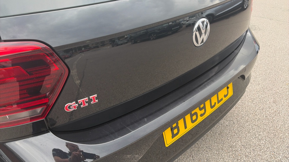 Volkswagen Polo 2.0 TSI GTI 5dr DSG Petrol Hatchback - Image 22