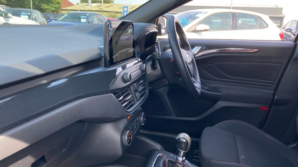 Ford Focus 1.5 EcoBoost 150 ST-Line 5dr Petrol Hatchback - Image 2