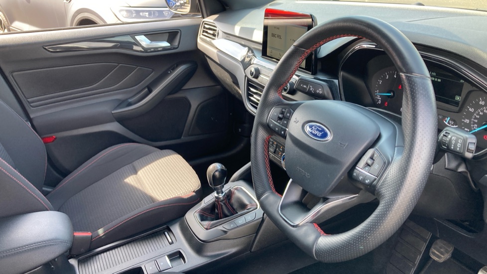 Ford Focus 1.5 EcoBoost 150 ST-Line 5dr Petrol Hatchback - Image 6
