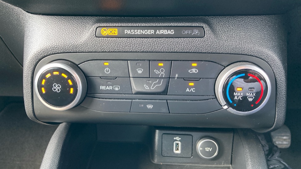 Ford Focus 1.5 EcoBoost 150 ST-Line 5dr Petrol Hatchback - Image 13