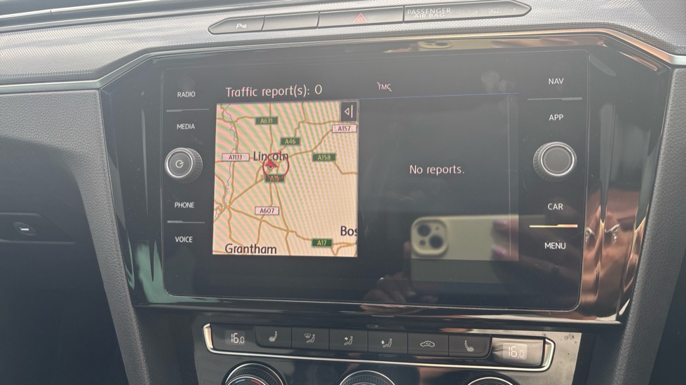 Volkswagen Passat 2.0 TSI R-Line 5dr DSG [Panoramic Roof] Petrol Estate - Image 29