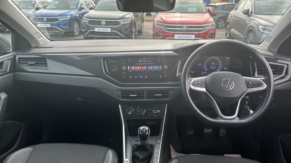 Volkswagen Polo 1.0 Life 5dr Petrol Hatchback - Image 9