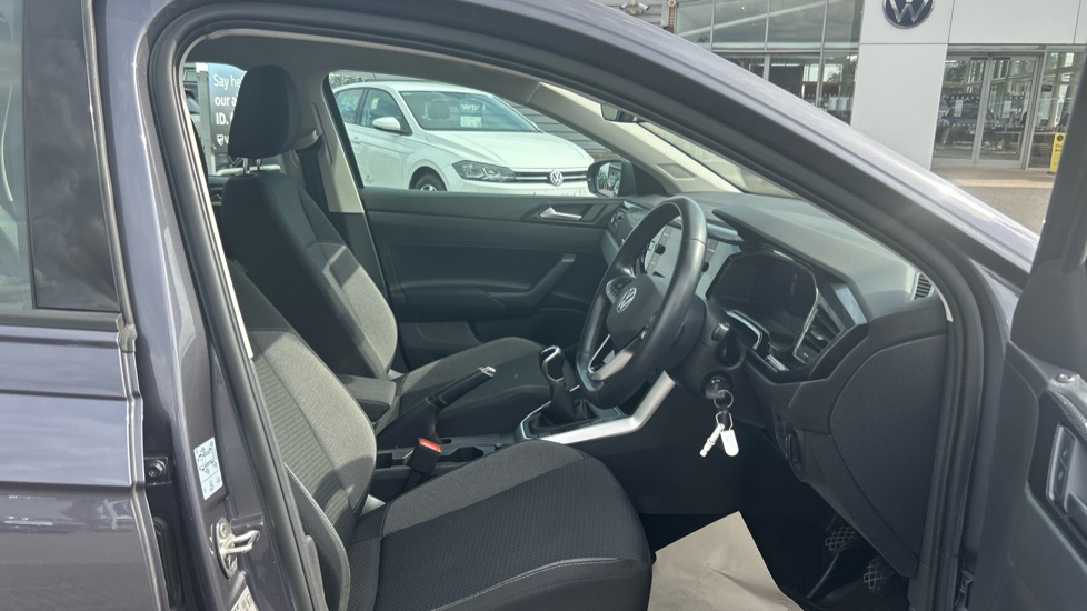 Volkswagen Polo 1.0 Life 5dr Petrol Hatchback - Image 15