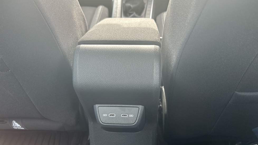 Volkswagen Polo 1.0 Life 5dr Petrol Hatchback - Image 33