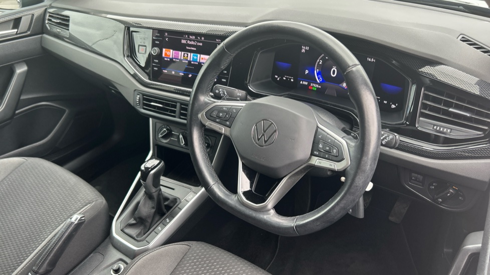 Volkswagen Taigo 1.0 TSI 110 Life 5dr DSG Petrol Hatchback - Image 6