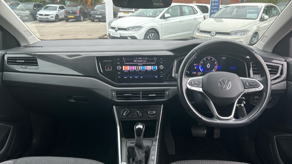 Volkswagen Taigo 1.0 TSI 110 Life 5dr DSG Petrol Hatchback - Image 9