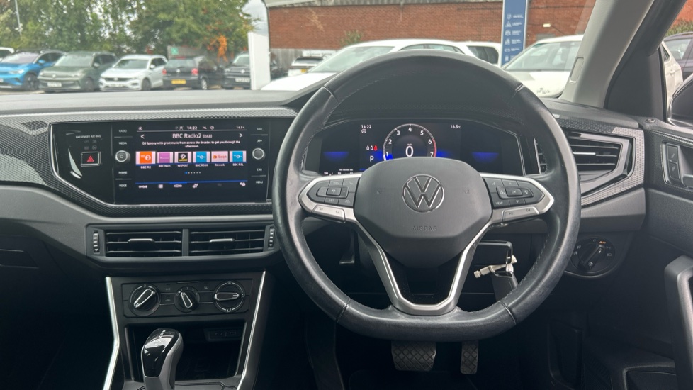Volkswagen Taigo 1.0 TSI 110 Life 5dr DSG Petrol Hatchback - Image 10