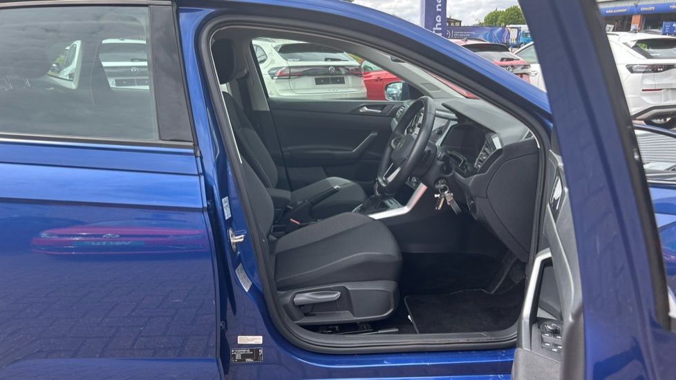 Volkswagen Polo 1.0 TSI Life 5dr DSG Petrol Hatchback - Image 15