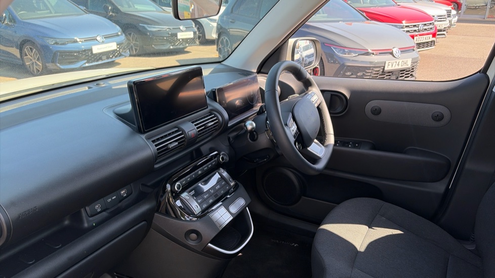 Hyundai INSTER 71kW 01 42kWh 5dr Auto Electric Hatchback - Image 2