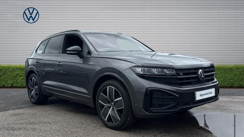 Volkswagen Touareg 3.0 V6 TDI 4Motion 286 Black Edition 5dr Tip Auto Diesel Estate - Image 1