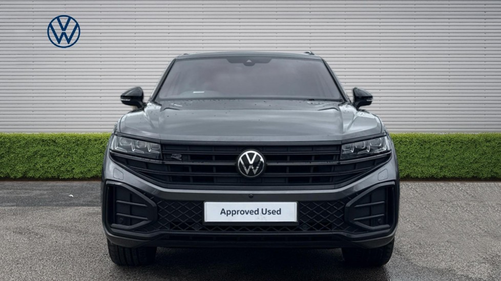 Volkswagen Touareg 3.0 V6 TDI 4Motion 286 Black Edition 5dr Tip Auto Diesel Estate - Image 7