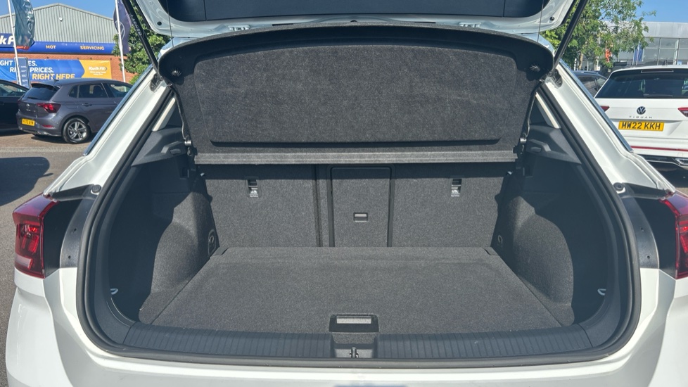 Volkswagen T-Roc 1.0 TSI Style 5dr Petrol Hatchback - Image 20