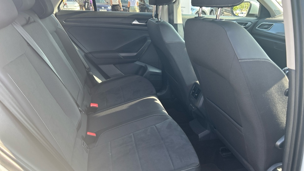 Volkswagen T-Roc 1.0 TSI Style 5dr Petrol Hatchback - Image 26