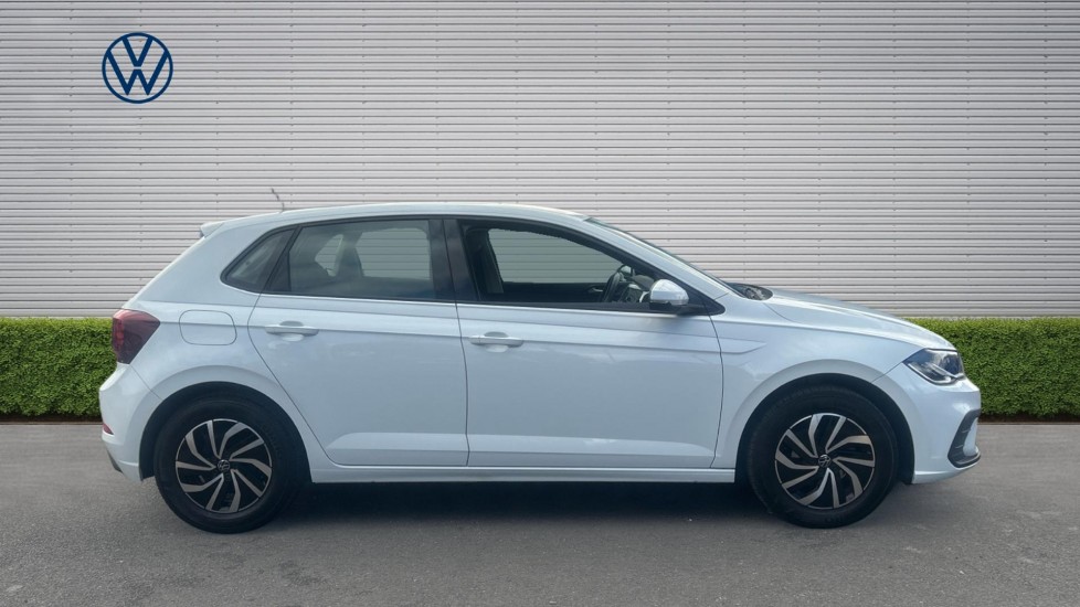Volkswagen Polo 1.0 TSI Life 5dr Petrol Hatchback - Image 4