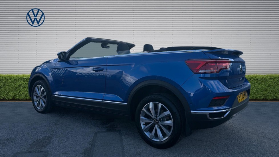Volkswagen T-Roc 1.5 TSI Design 2dr Petrol Cabriolet - Image 3