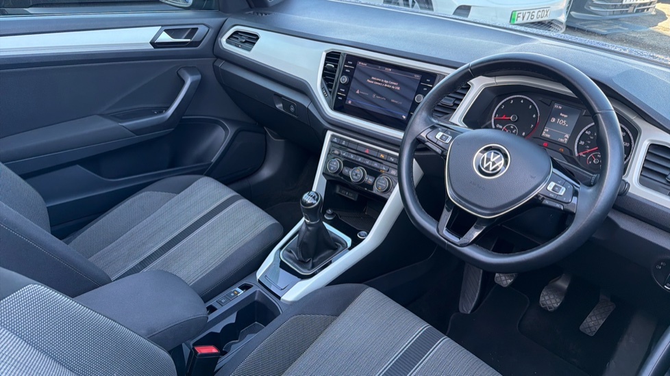 Volkswagen T-Roc 1.5 TSI Design 2dr Petrol Cabriolet - Image 6