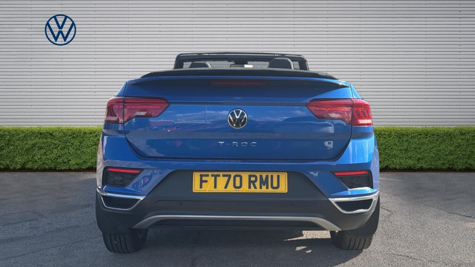 Volkswagen T-Roc 1.5 TSI Design 2dr Petrol Cabriolet - Image 8