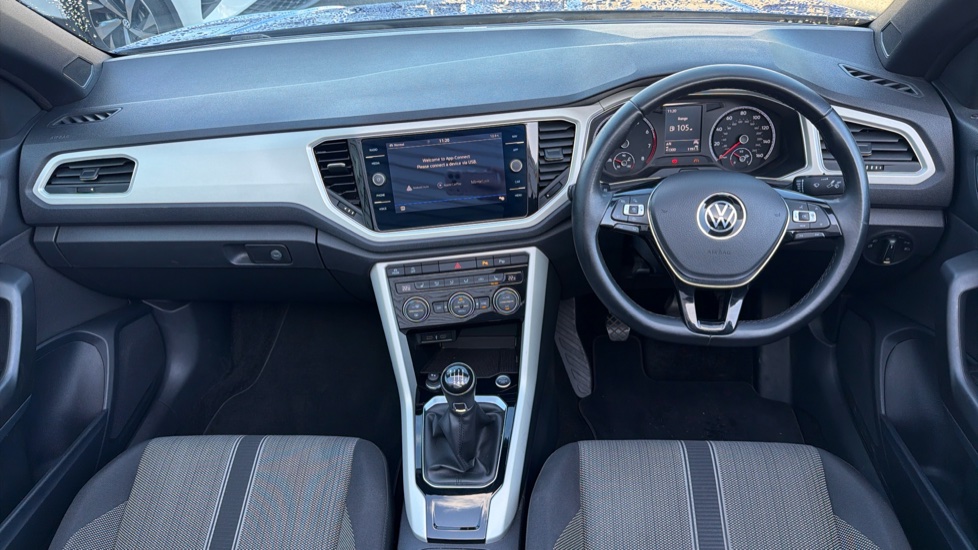 Volkswagen T-Roc 1.5 TSI Design 2dr Petrol Cabriolet - Image 9
