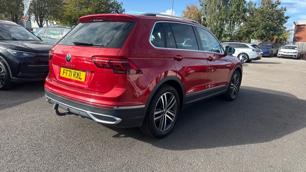 Volkswagen Tiguan 1.5 TSI 150 Elegance 5dr DSG Petrol Estate - Image 33