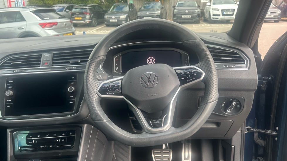 Volkswagen Tiguan 1.5 TSI 150 R-Line Edition 5dr DSG Petrol Estate - Image 10