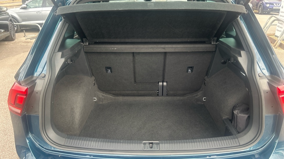 Volkswagen Tiguan 1.5 TSI 150 R-Line Edition 5dr DSG Petrol Estate - Image 20