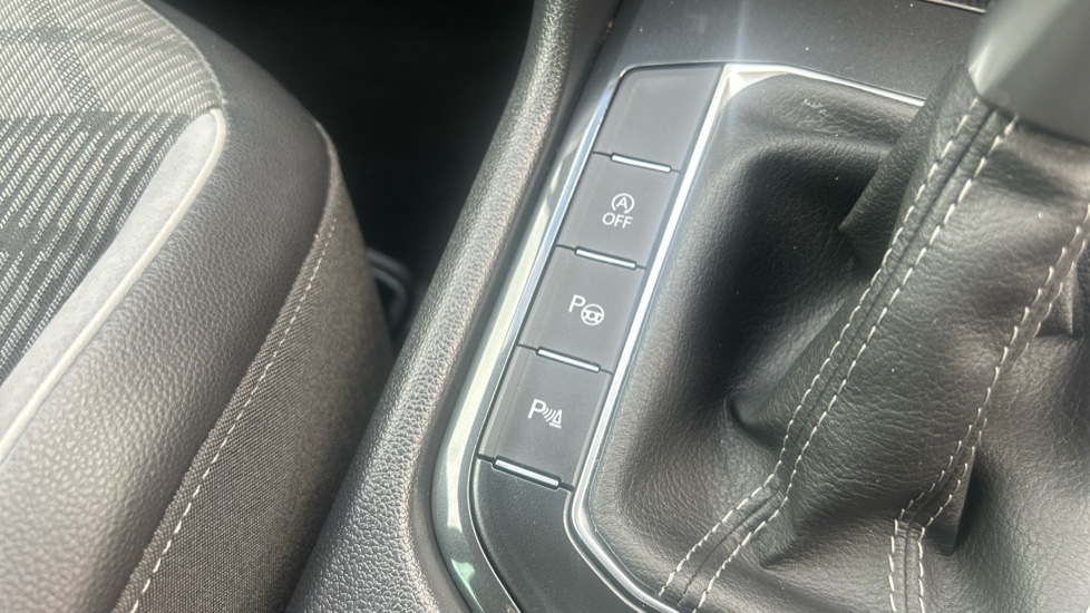 Volkswagen Tiguan 1.5 TSI 150 R-Line Edition 5dr DSG Petrol Estate - Image 29