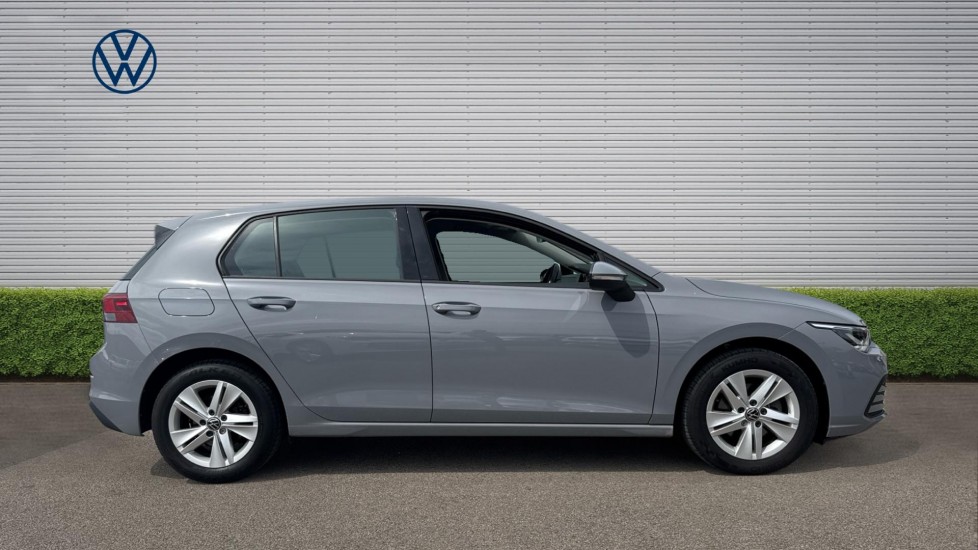 Volkswagen Golf 1.5 TSI 150 Life 5dr Petrol Hatchback - Image 4
