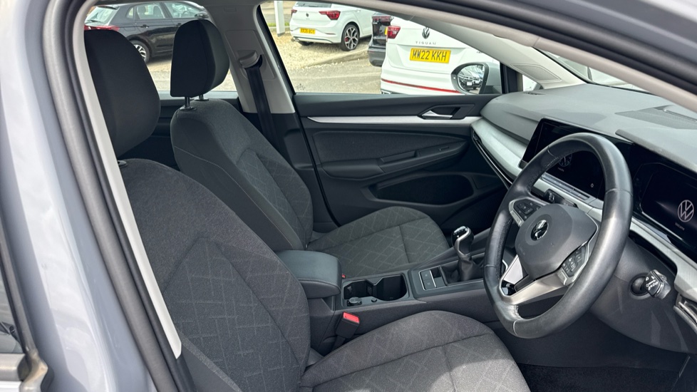 Volkswagen Golf 1.5 TSI 150 Life 5dr Petrol Hatchback - Image 15
