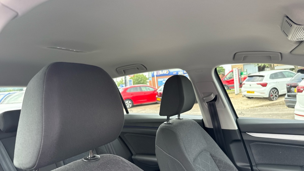 Volkswagen Golf 1.5 TSI 150 Life 5dr Petrol Hatchback - Image 40