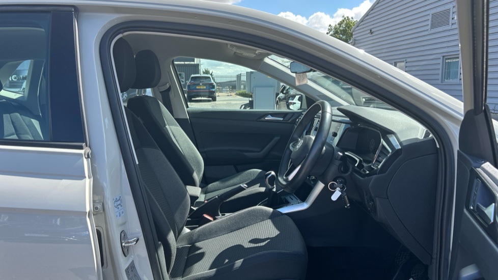 Volkswagen Polo 1.0 TSI Life 5dr Petrol Hatchback - Image 15