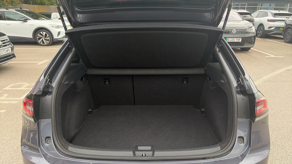 Volkswagen Taigo 1.0 TSI 110 R-Line 5dr Petrol Hatchback - Image 20