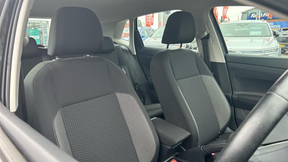 Volkswagen Polo 1.0 TSI Life 5dr Petrol Hatchback - Image 23