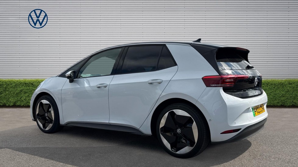 Volkswagen ID.3 150kW Pro Launch Edition 3 58kWh 5dr Auto Electric Hatchback - Image 3