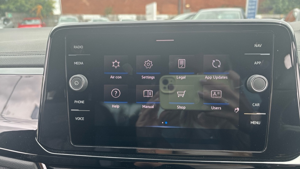 Volkswagen T-Roc 1.5 TSI Black Edition 5dr DSG Petrol Hatchback - Image 40