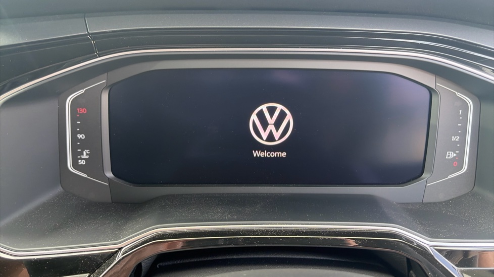 Volkswagen Taigo 1.0 TSI 115 Black Edition 5dr DSG Petrol Hatchback - Image 11