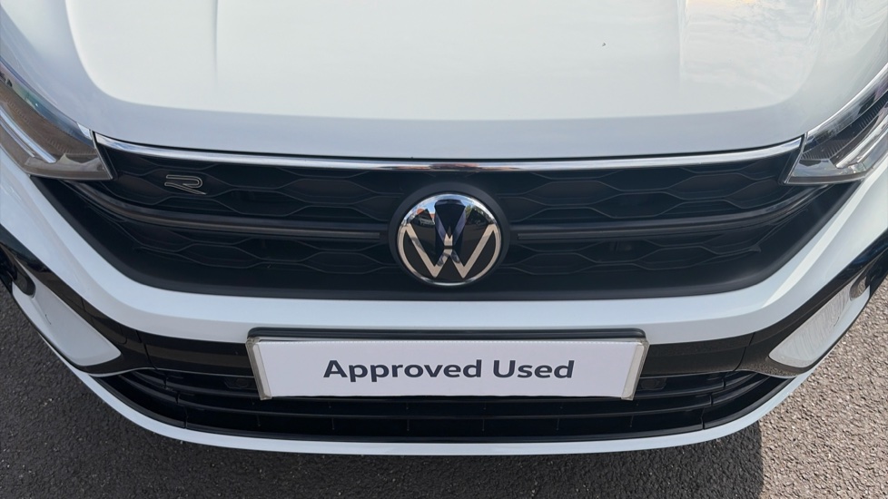 Volkswagen Taigo 1.0 TSI 115 Black Edition 5dr DSG Petrol Hatchback - Image 22