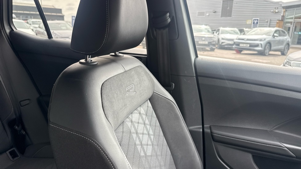 Volkswagen T-Cross 1.0 TSI Black Edition 5dr Petrol Estate - Image 25