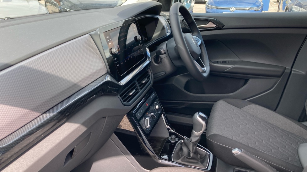 Volkswagen T-Cross 1.0 TSI 115 Match 5dr Petrol Estate - Image 2