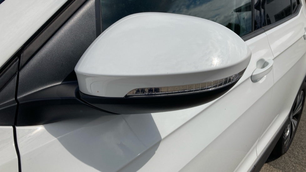 Volkswagen T-Cross 1.0 TSI 115 Match 5dr Petrol Estate - Image 39