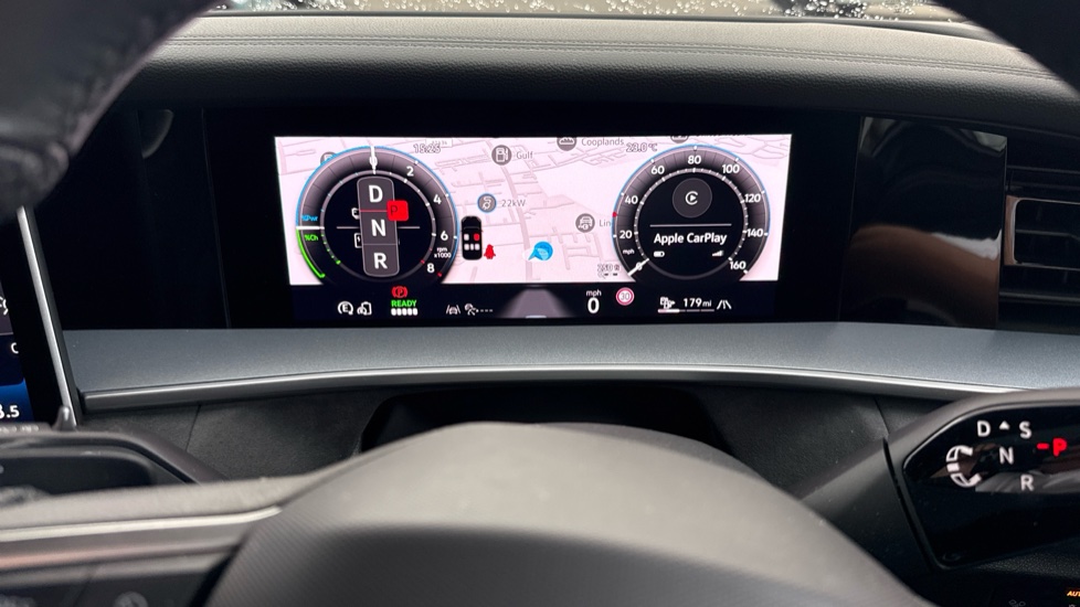 Volkswagen Tayron 1.5 TSI eHybrid R-Line 5dr DSG6 Estate - Image 23