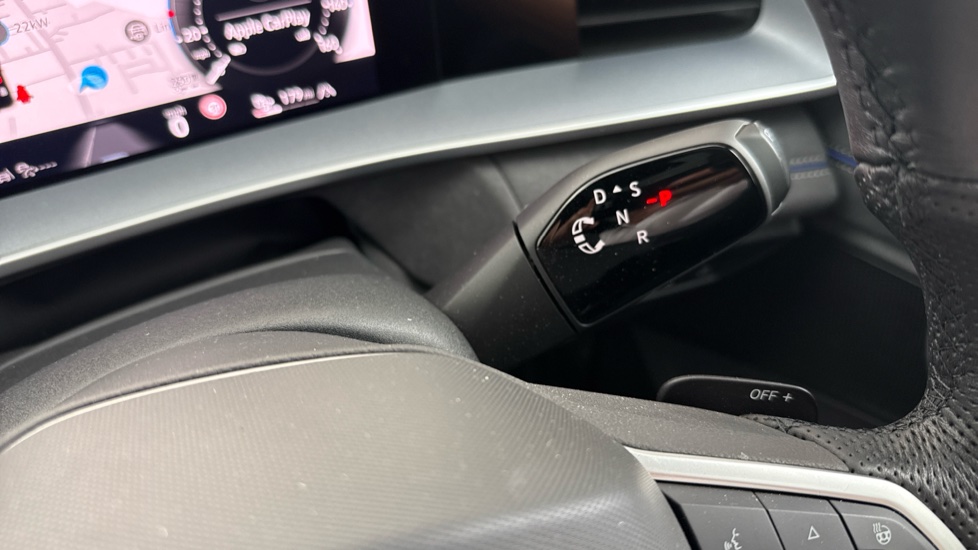 Volkswagen Tayron 1.5 TSI eHybrid R-Line 5dr DSG6 Estate - Image 27
