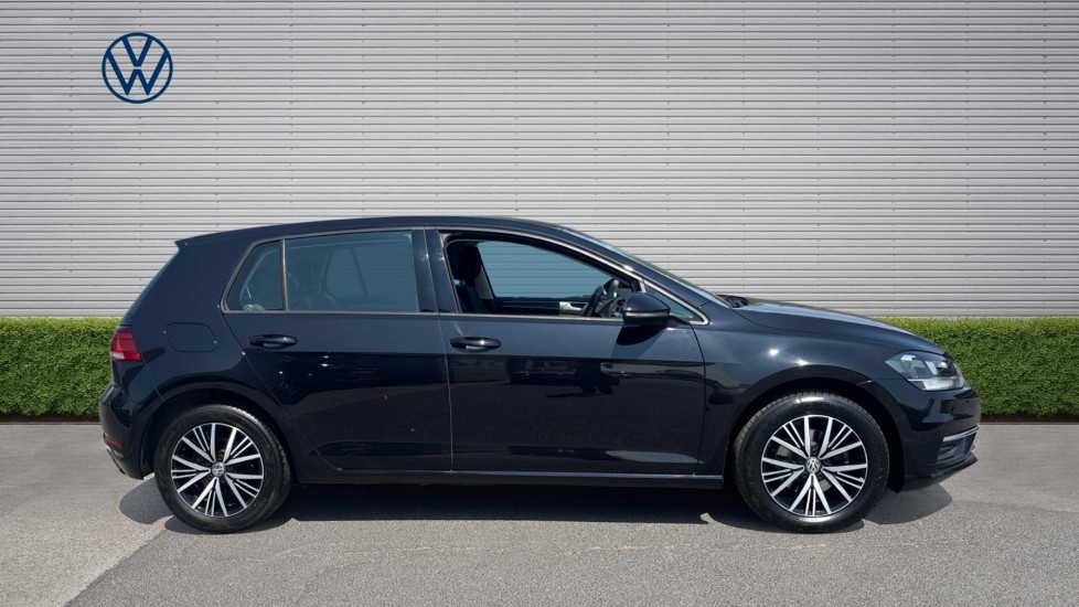 Volkswagen Golf 1.5 TSI EVO 150 SE [Nav] 5dr Petrol Hatchback - Image 4