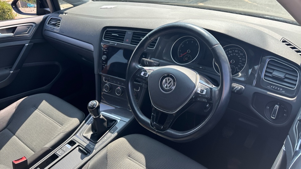 Volkswagen Golf 1.5 TSI EVO 150 SE [Nav] 5dr Petrol Hatchback - Image 6