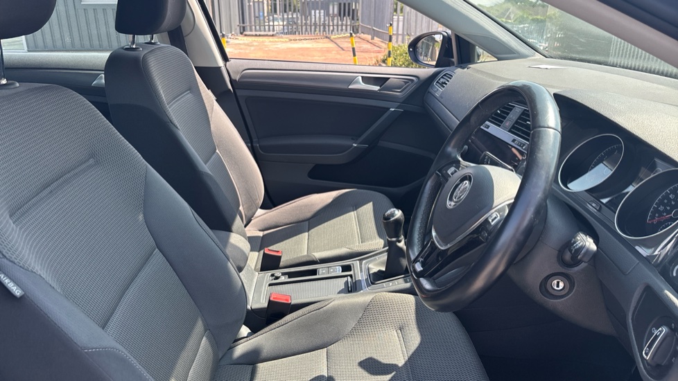 Volkswagen Golf 1.5 TSI EVO 150 SE [Nav] 5dr Petrol Hatchback - Image 15