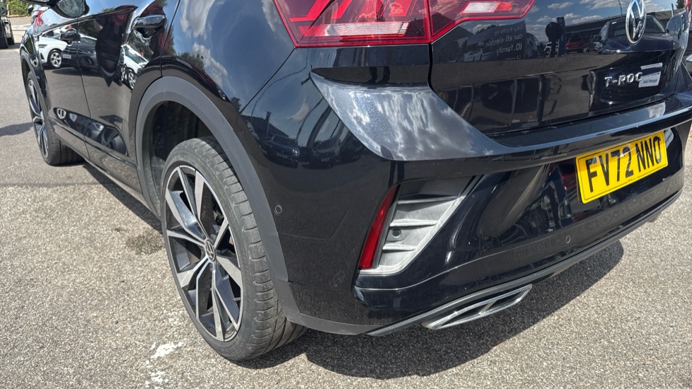 Volkswagen T-Roc 1.5 TSI R-Line 5dr Petrol Hatchback - Image 33