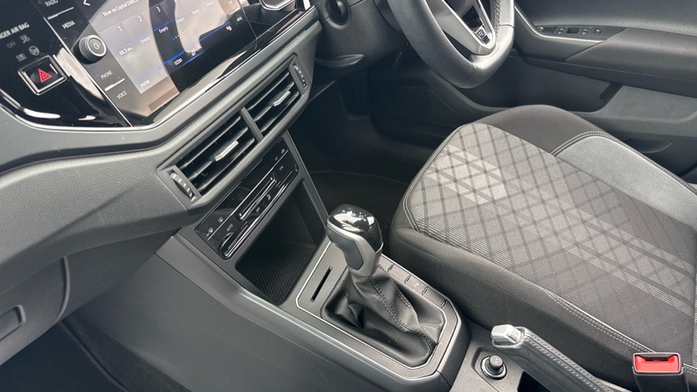 Volkswagen Polo 1.0 TSI 110 R-Line 5dr DSG Petrol Hatchback - Image 14